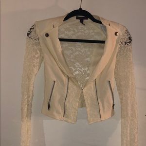 WHITE LACE JACKET MATERIAL GIRLS Xs